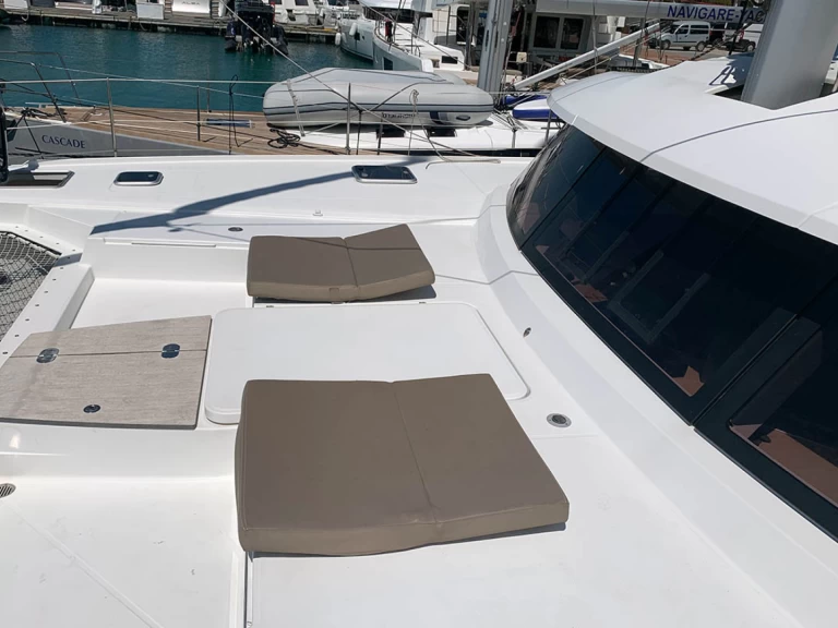 Catamaran hire in Alimos - Fountaine Pajot Saba 50