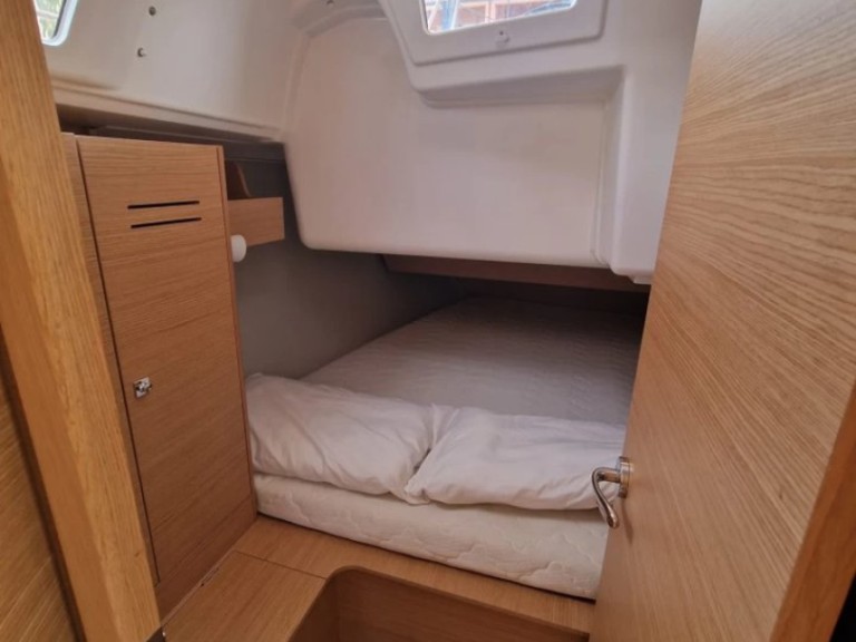 Charter a Dufour Dufour 360 Grand Large in Cagliari on Samboat