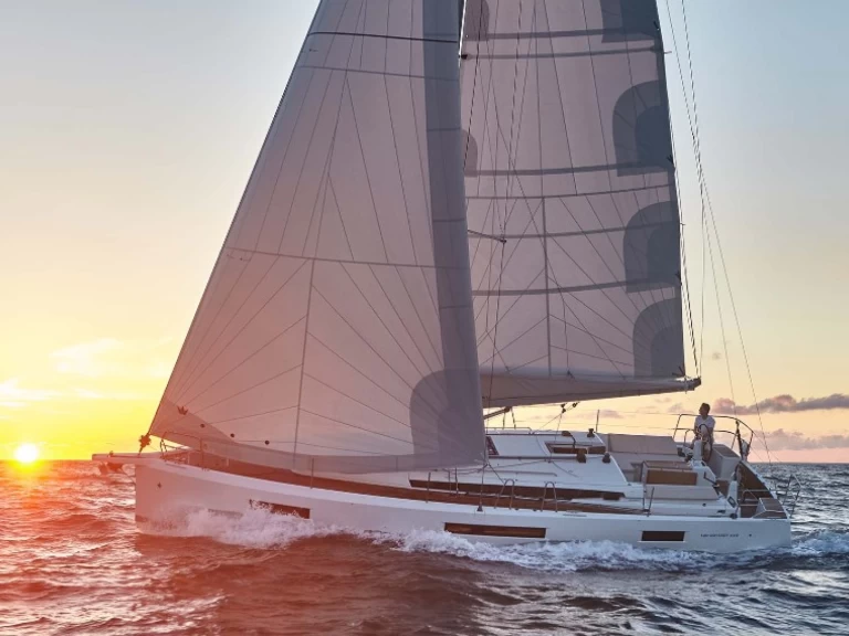 Hire Sailboat with or without skipper Jeanneau Ibiza Town