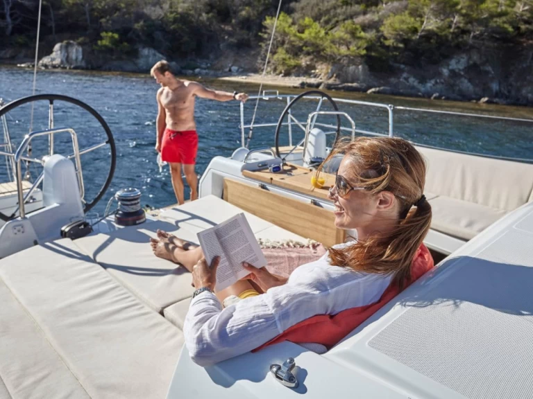 Charter a Jeanneau Sun Odyssey 44 in Ibiza Town on Samboat