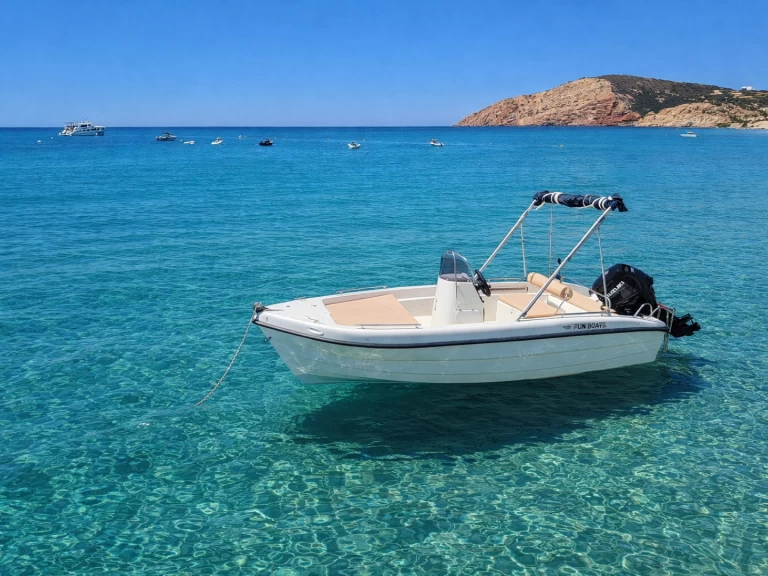 Hire Motorboat with or without skipper Funboat Mílos