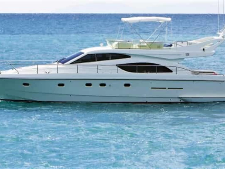 Hire a Ferretti 53 FlyBridge  Tourlos