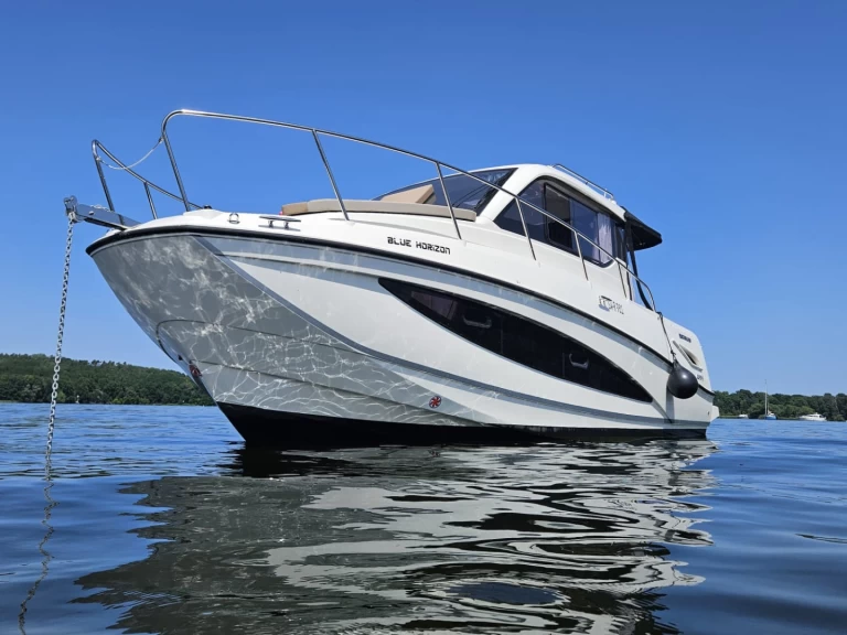 Motorboat to hire Berlin at the best price