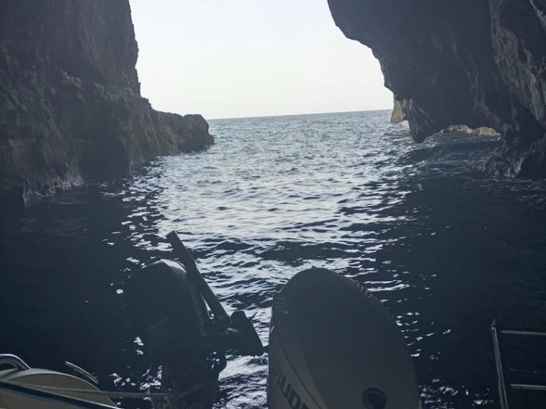 Motorboat to hire Siracusa at the best price