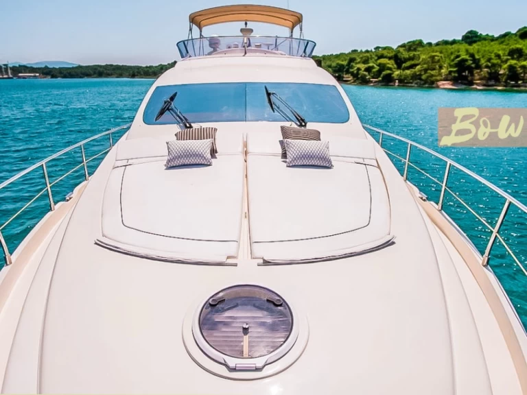 Luxury Yacht to hire Mykonos (City) at the best price