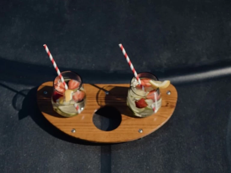 Luxury Yacht to hire Mykonos (City) at the best price