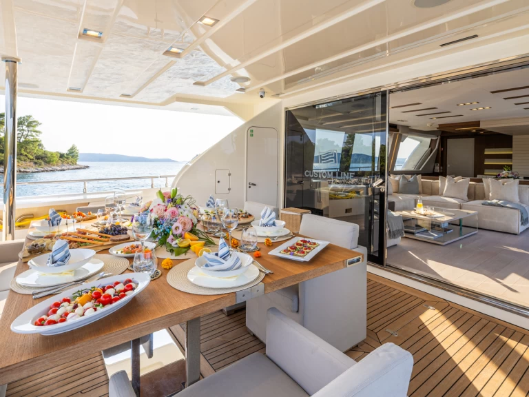 Yacht charter Rogoznica -  Motoryacht P on SamBoat