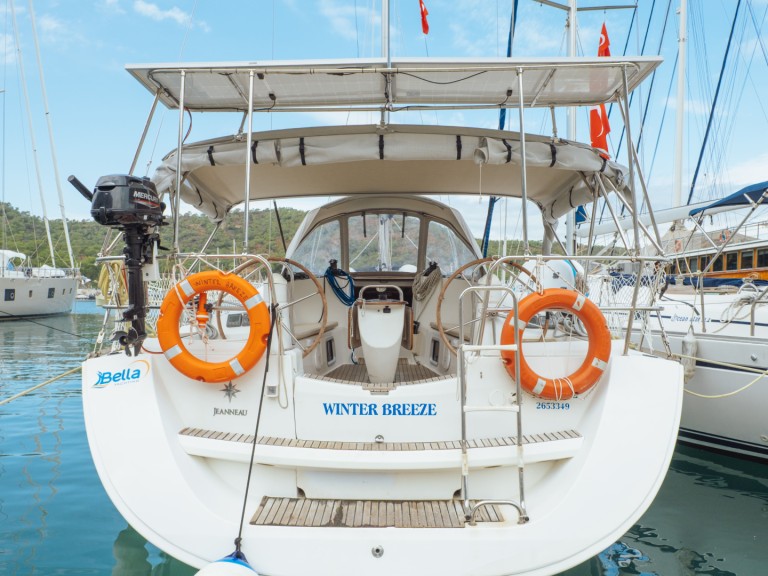 Hire Sailboat with or without skipper Jeanneau Fethiye