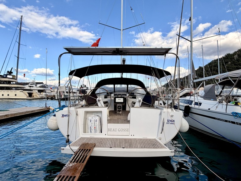 Yacht hire Fethiye cheap Hanse 415