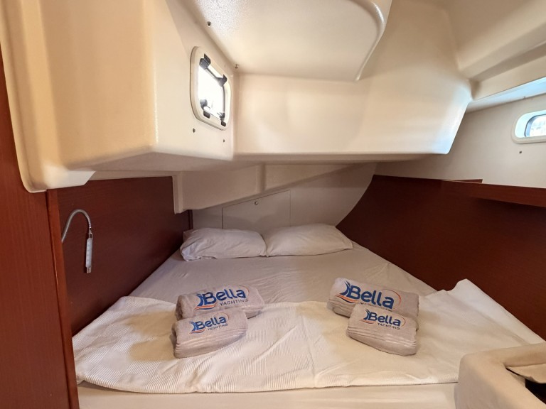 Sailboat hire in Fethiye - Hanse Hanse 415