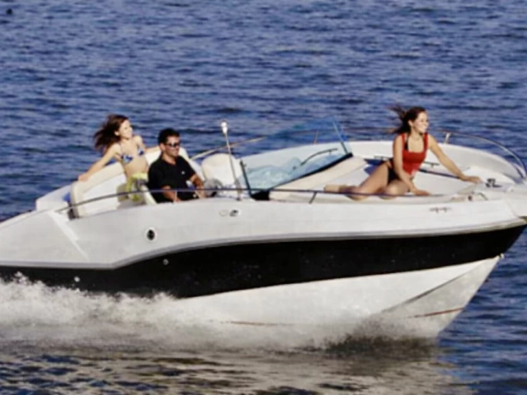 Hire a Rio Rio 650 Day Cruiser Nice