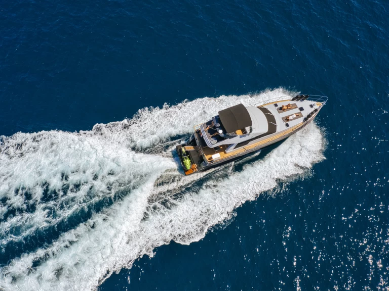 Yacht hire Zadar cheap Elegance 52