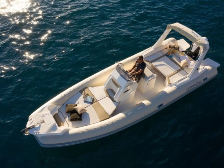 Hire RIB Lomac with a boat licence