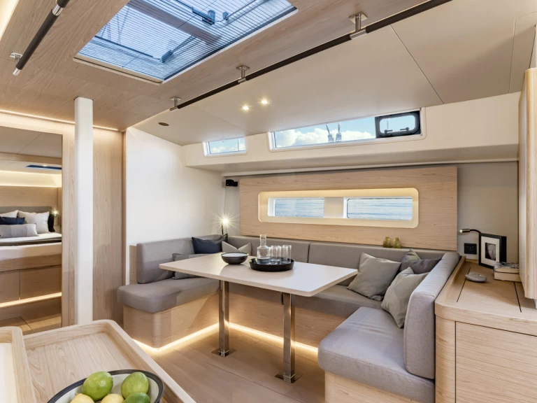 Yacht hire Sant Antoni de Portmany cheap Oceanis 54
