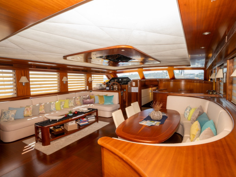 Hire Sailboat Unknown with a boat licence