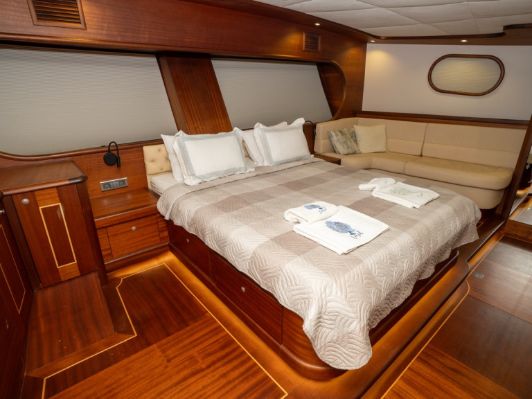 Hire a Unknown Carpediem coral Bodrum