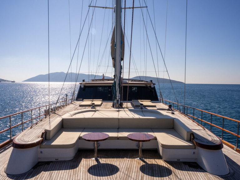 Charter a Unknown Dragon fly in Bodrum on Samboat