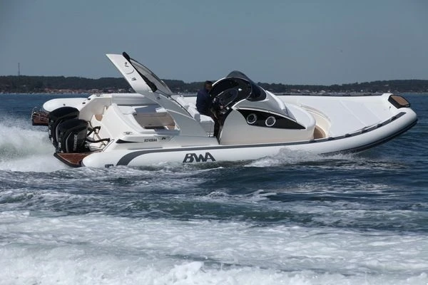 Hire a Bwa Premium 29' Porto-Vecchio