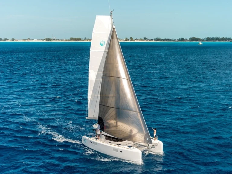 Hire Catamaran with or without skipper Lagoon Port Vauban