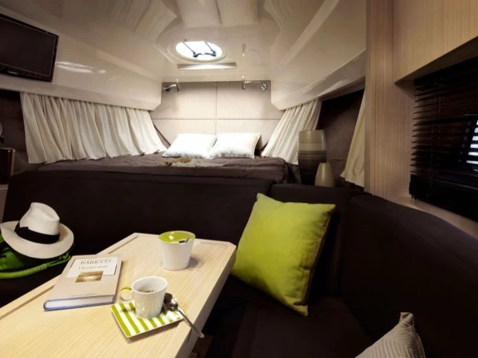 Hire a Sessa Marine C35 Beaulieu-sur-Mer