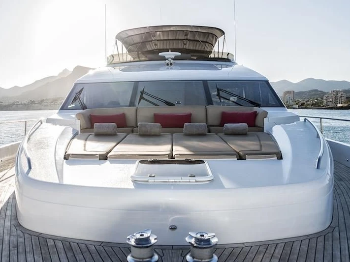 Hire a Princess Princess 85 Port Vauban