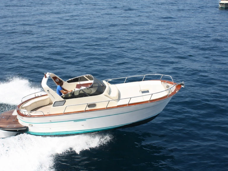 Hire Motorboat with or without skipper Cantiere Acquamarina Sorrento
