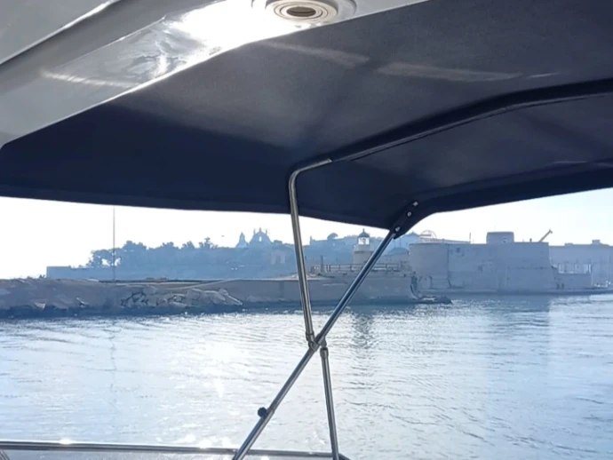 Hire a Mochi Craft 47 Bisceglie