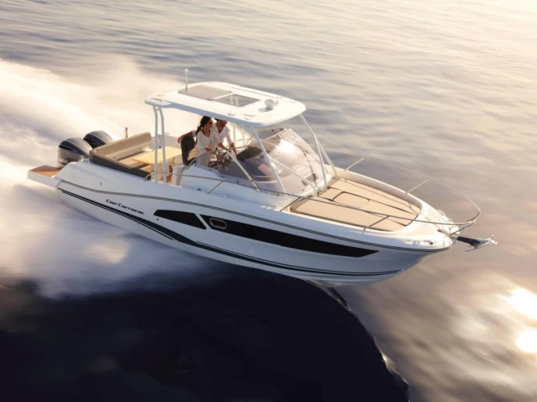 Yacht charter Cogolin - Jeanneau Cap Camarat 9.0 WA on SamBoat