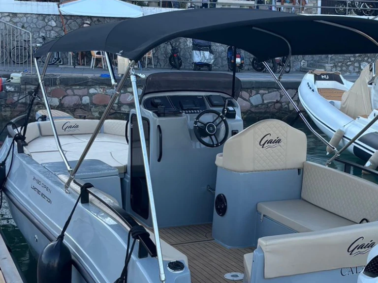 Yacht hire Poreč cheap LIMITED EDITION