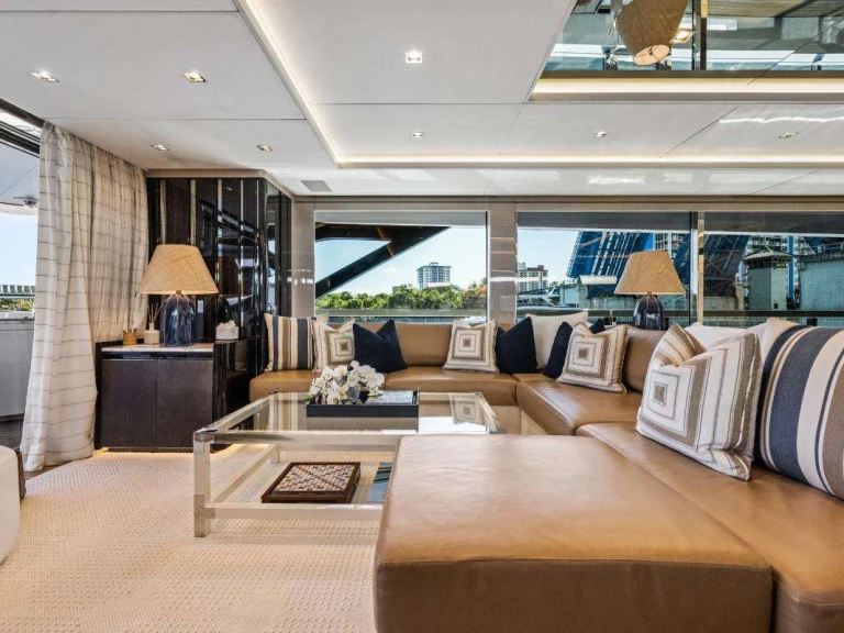 Yacht charter Bahamas - Mangusta ARTEMIS on SamBoat
