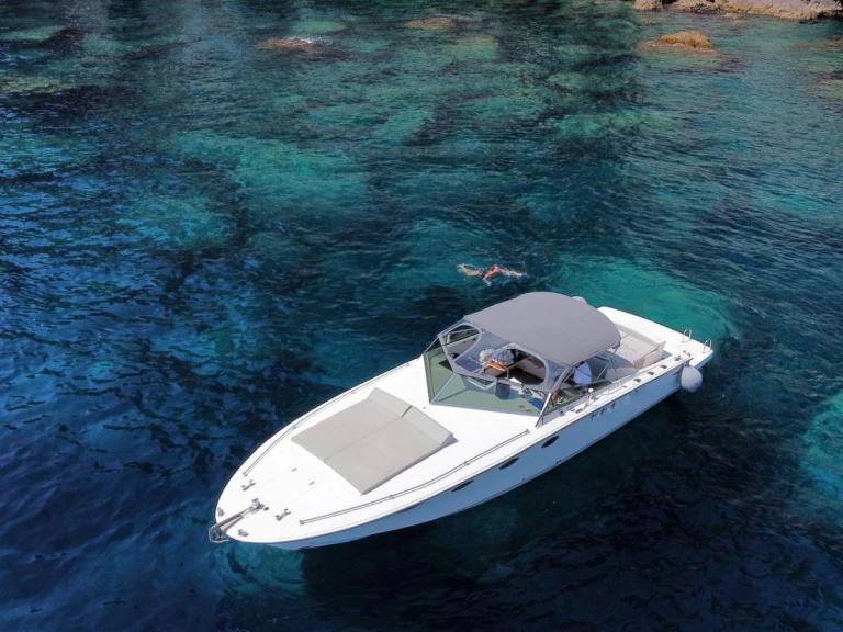 Yacht hire Portofino cheap Tornado 38