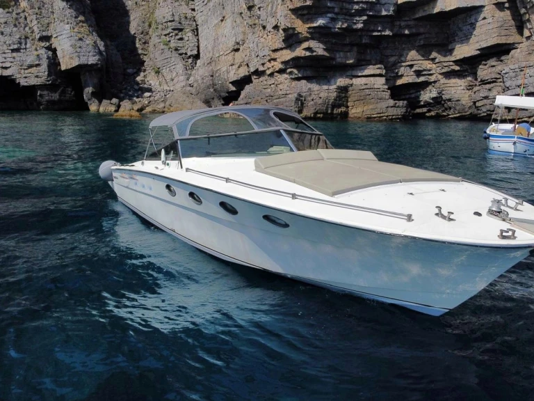 Motorboat hire in Portofino - Tornado Marine Tornado 38