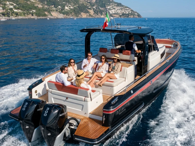 Motorboat hire in Sorrento - Allure 38
