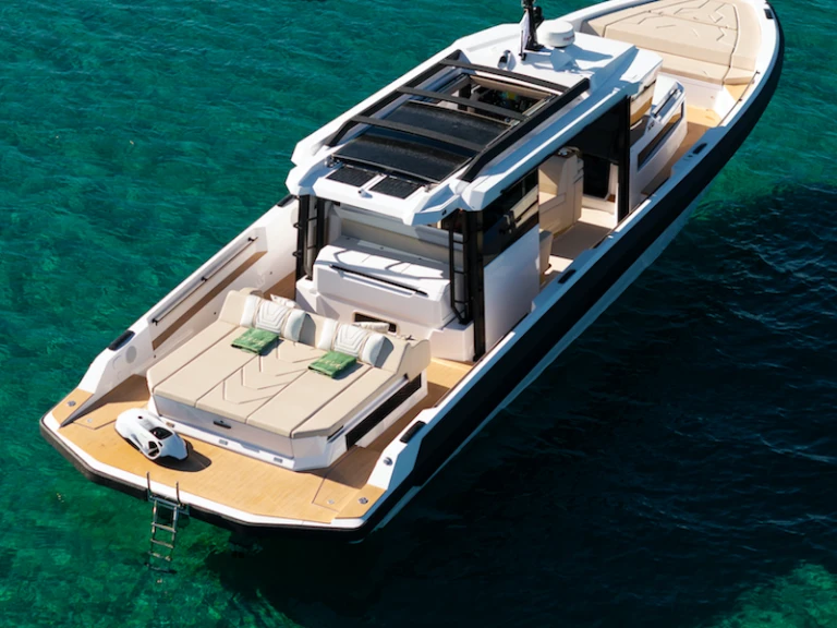 Hire Motorboat with or without skipper Technohull Olympic Marine