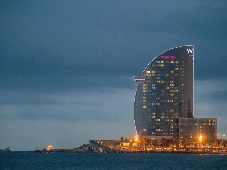 Yacht charter Badalona - Dresport S.A Furia 37 on SamBoat