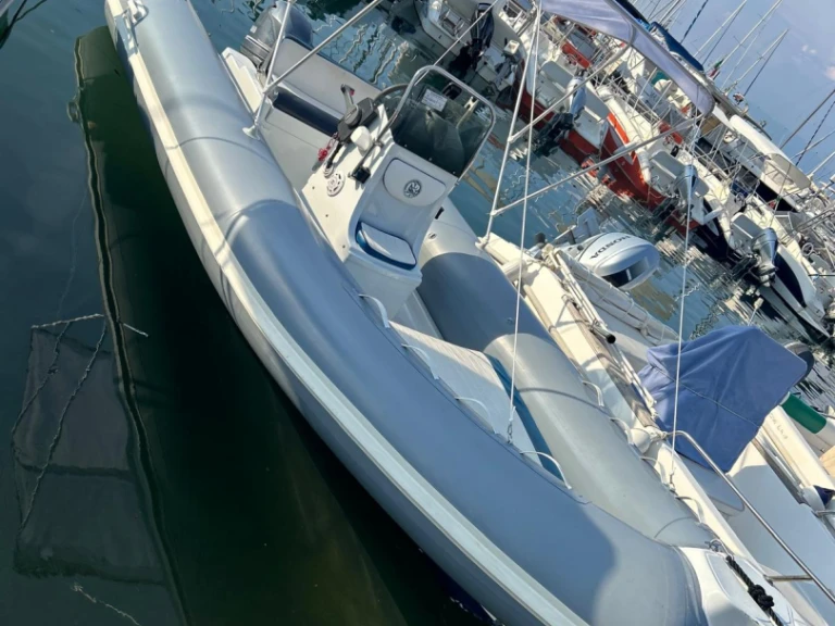 Hire RIB with or without skipper AQUA Italy