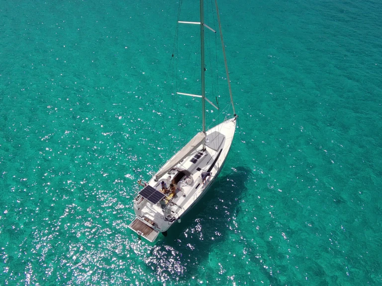 Yacht hire Palma de Mallorca cheap Cruiser 46
