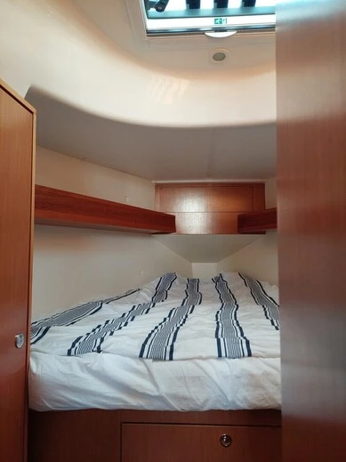 Bavaria Bavaria 32 Cruiser charter bareboat or skippered in  Stockholm