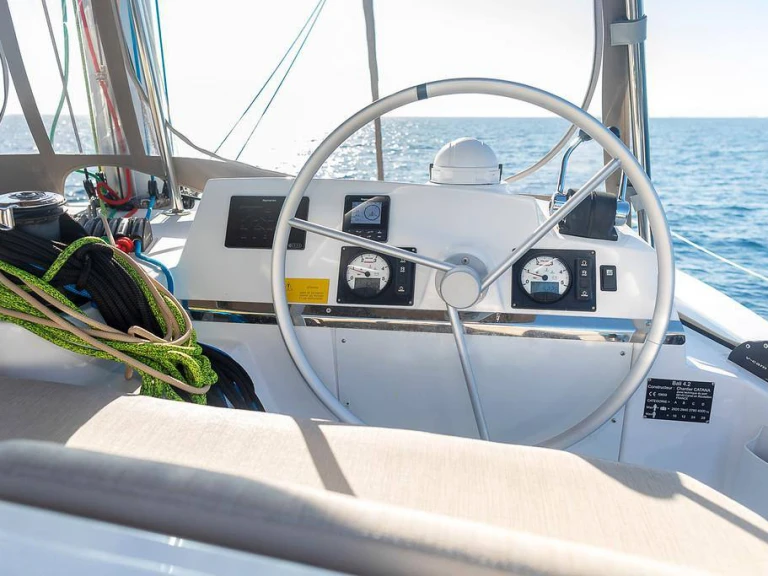 Bali Bali 4.2 charter bareboat or skippered in  Préveza