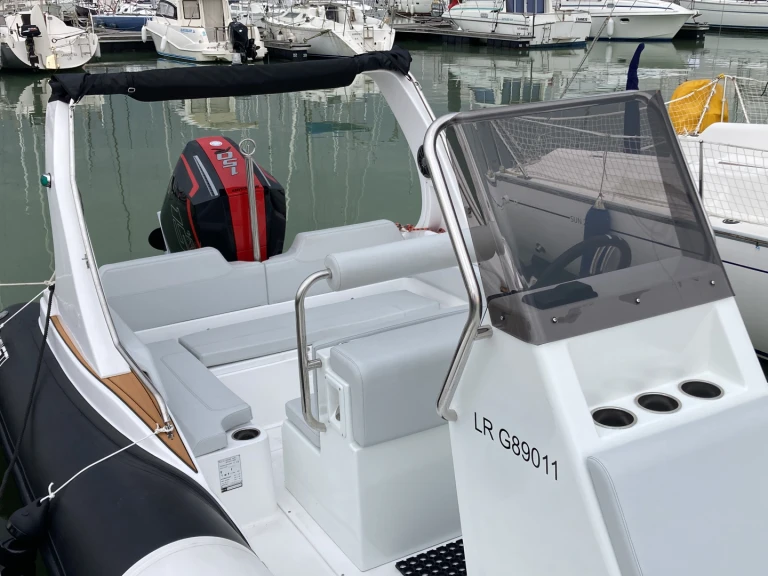 Hire RIB with or without skipper Adrieti La Rochelle
