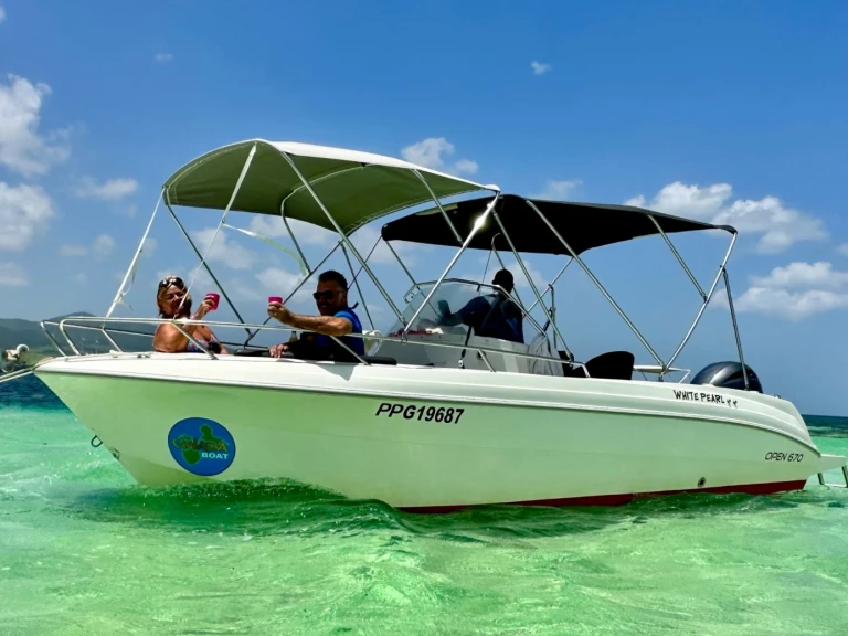 Hire Motorboat with or without skipper Pacific Craft Sainte-Rose