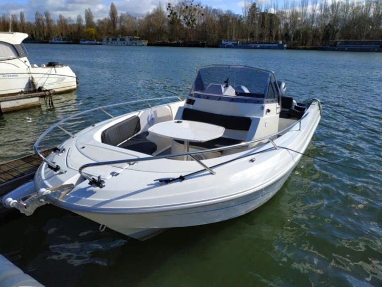 Yacht charter Sainte-Rose - Pacific Craft 670 OPEN on SamBoat