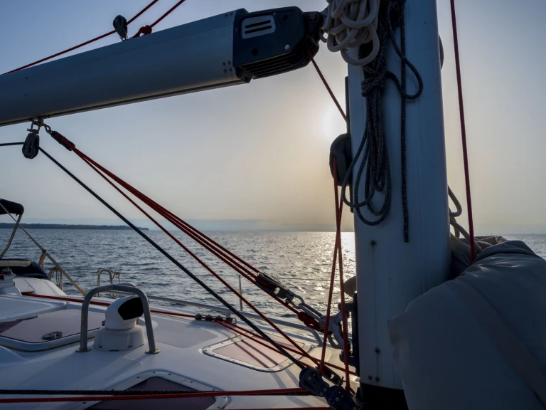 Charter a Bavaria Cruiser 46 in Palioúri on Samboat