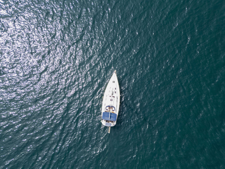 Sailboat hire in Palioúri - Bavaria Cruiser 46