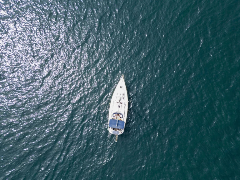 Sailboat hire in Palioúri - Bavaria Cruiser 46