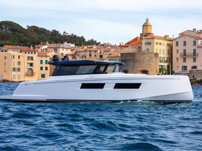 Luxury Yacht hire in Saint-Tropez - Pardo Yachts PARDO 52 GT