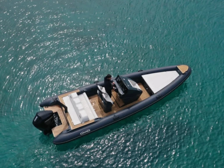 Hire Motorboat DIVERIB with a boat licence