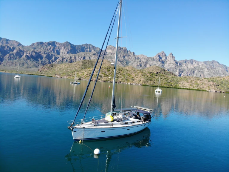 Sailboat to hire La Paz at the best price