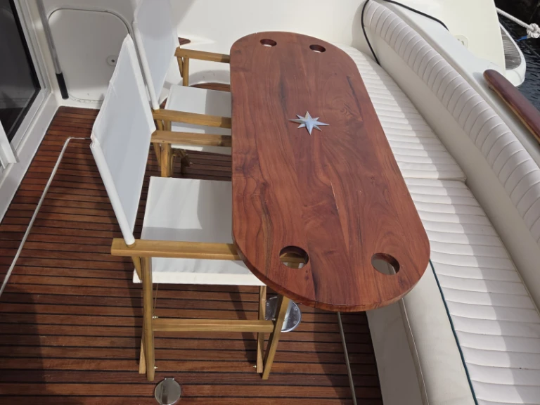 Charter a Jeanneau Prestige 36 Fly in Toulon on Samboat