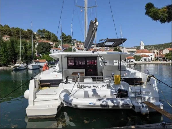 Yacht charter Punat - Fountaine Pajot Astrea 42 on SamBoat